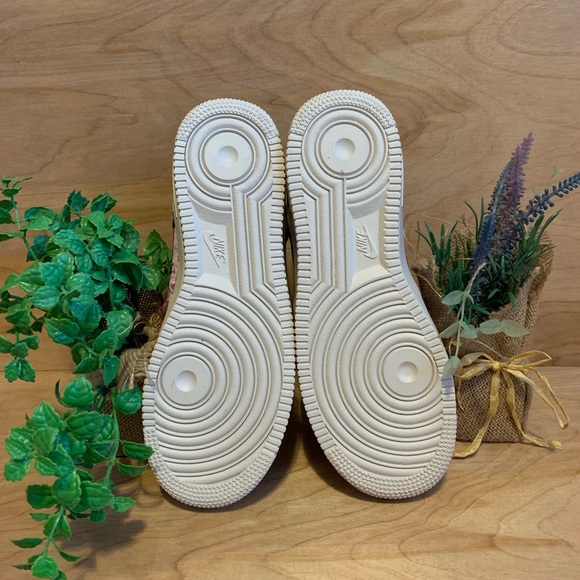 SOLD OUT ❌Nike Velvet Air Force 1 LV8 - Picture 7 of 8